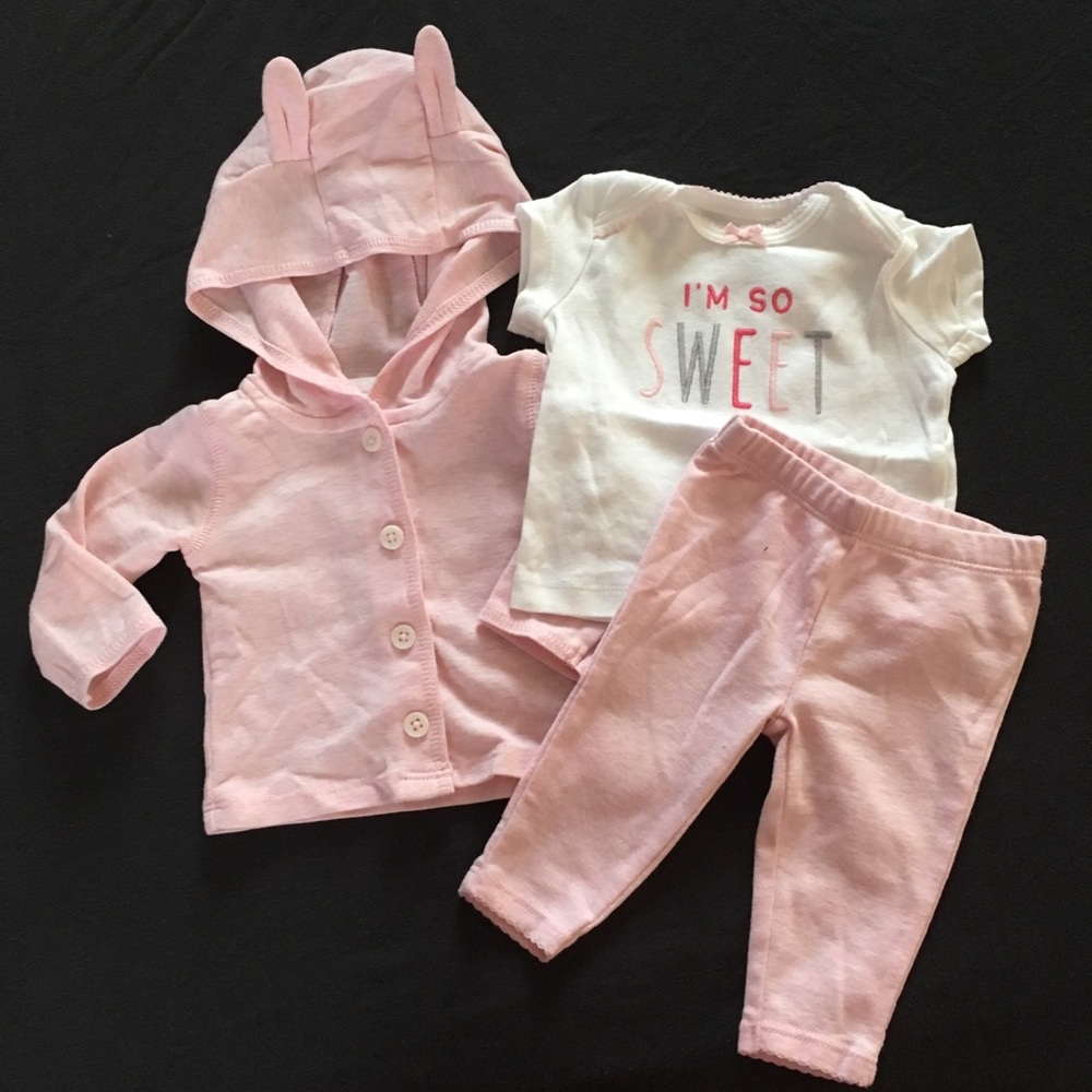 Carter’s 3 pc Cardigan Set